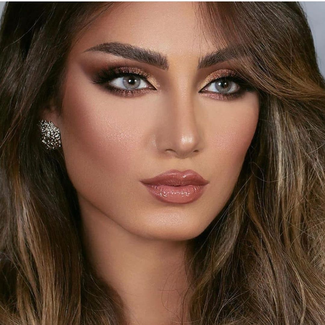 Anesthesia Addict Azure (6 months wear)