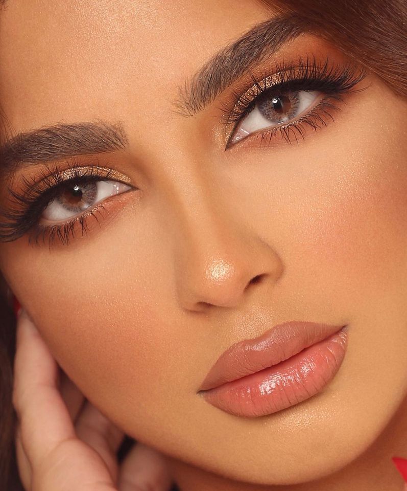 Bella Natural Cool Gray (3 months wear)